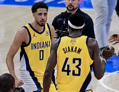 壹号娱乐-包含西亚卡姆巅峰对决，Scout与80激战DWG分钟，挺进下一轮胜负难料！的词条